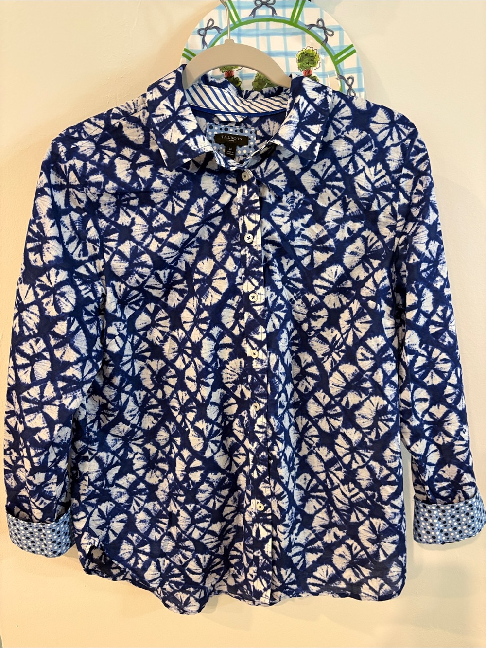TALBOTS FULL BUTTON BLUE AND WHITE BATIK PRINT BLOUSE